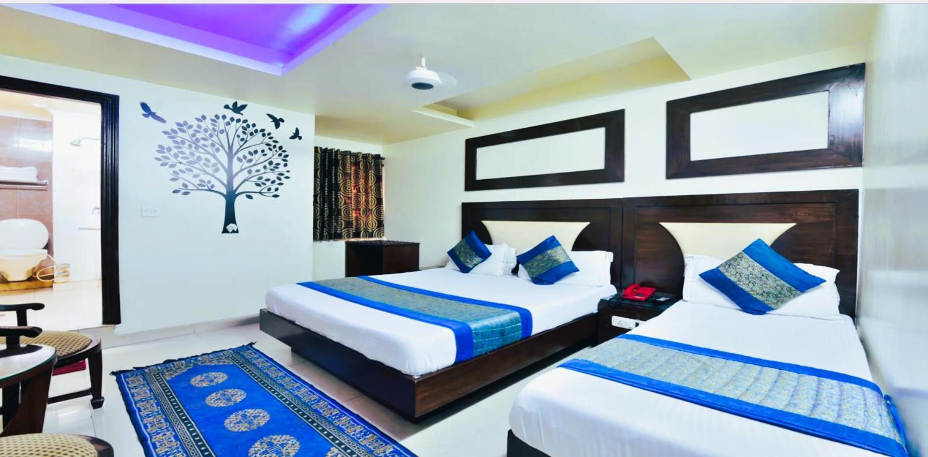 Family Spot Hotel New Delhi Bagian luar foto